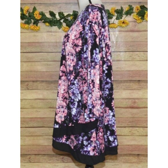 Catherines Watercolor Floral Blouse Size 3X 26W V-Neck 3/4 Sleeve Stretch Office - Picture 5 of 9